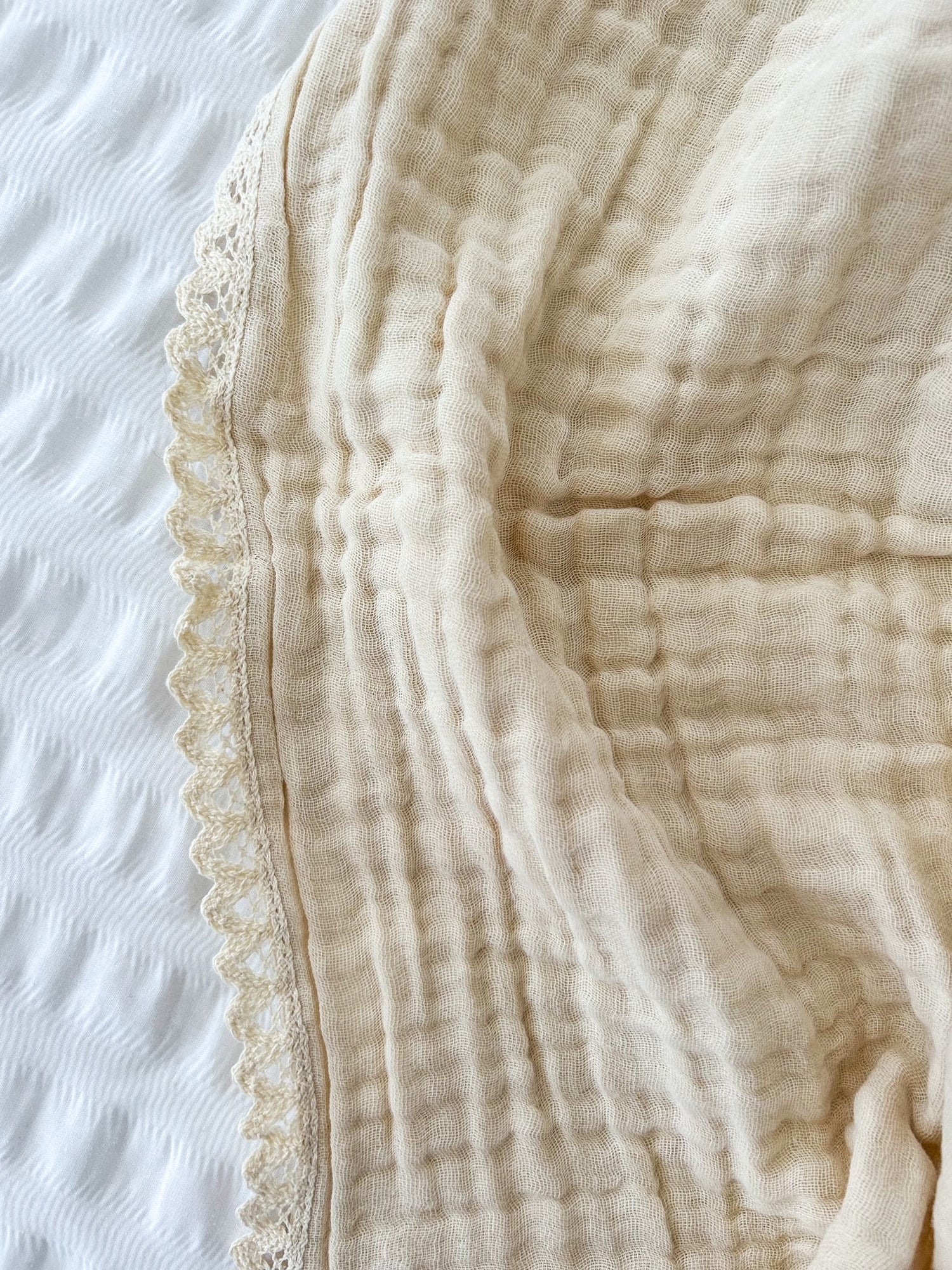 COTTON GAUZE LACE BLANKET - BEIGE