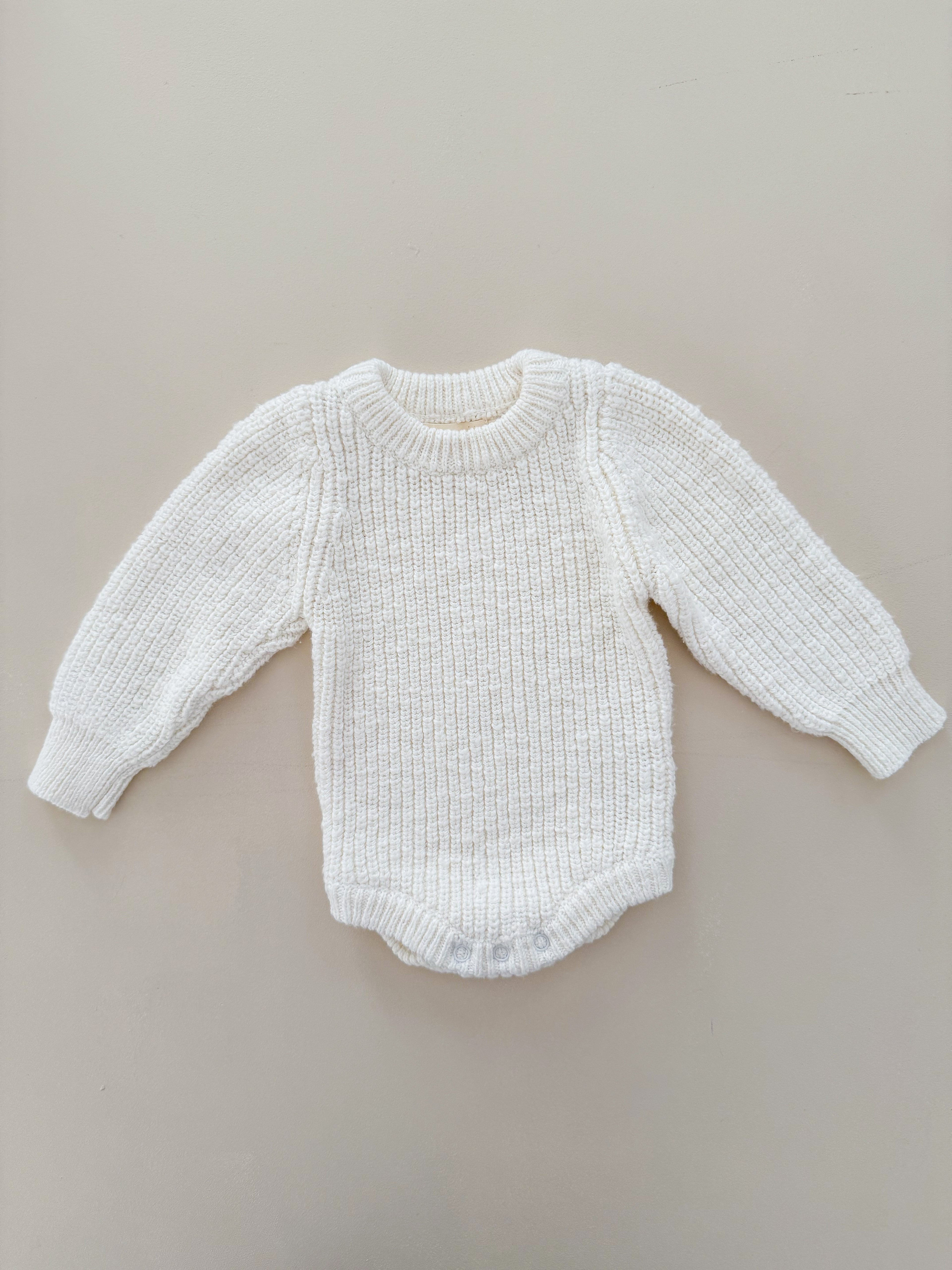 CHUNKY TEXTURED KNIT ROMPER | SNOW