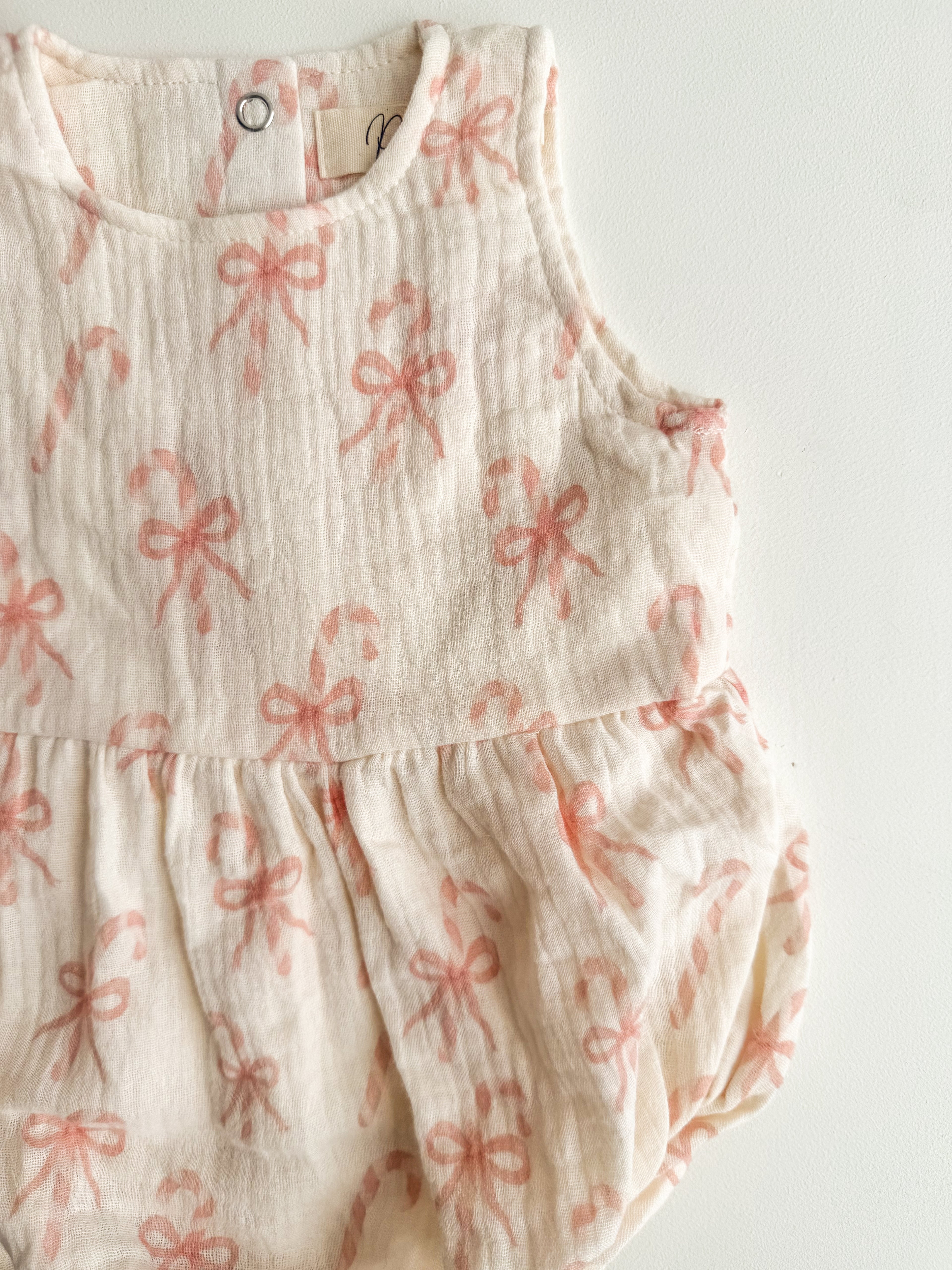 MUSLIN BOW CANDY CANE ROMPER