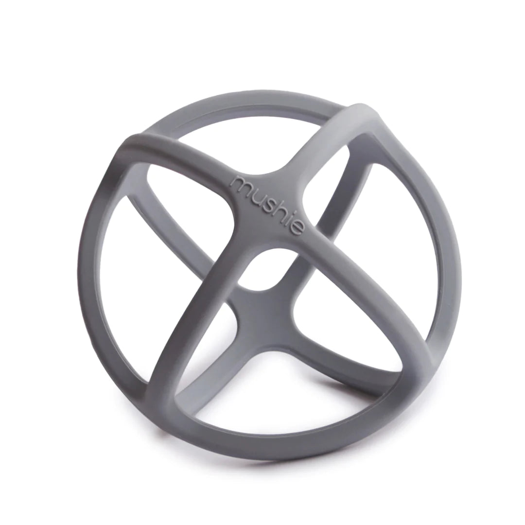 MUSHIE BALL TEETHER | DOVE GRAY
