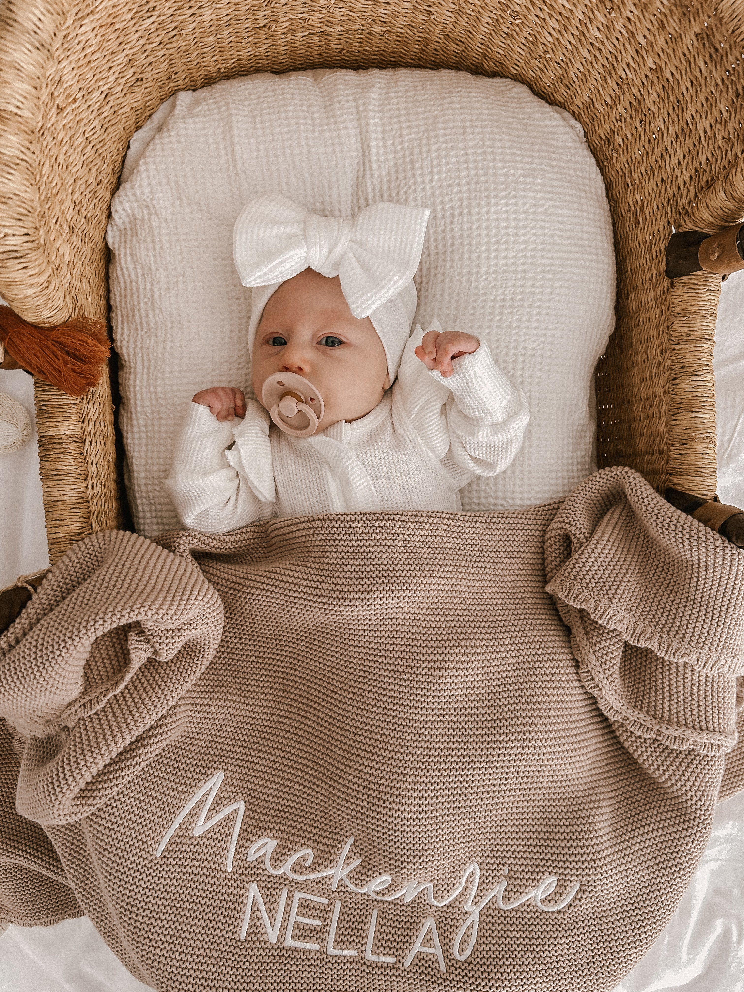 SCALLOP PERSONALISED BABY BLANKET TEDDY BROWN - Main Image