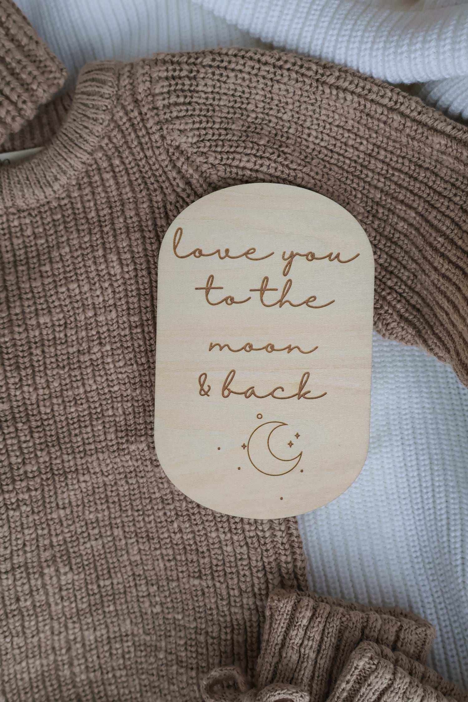 LOVE YOU TO THE MOON | OVAL