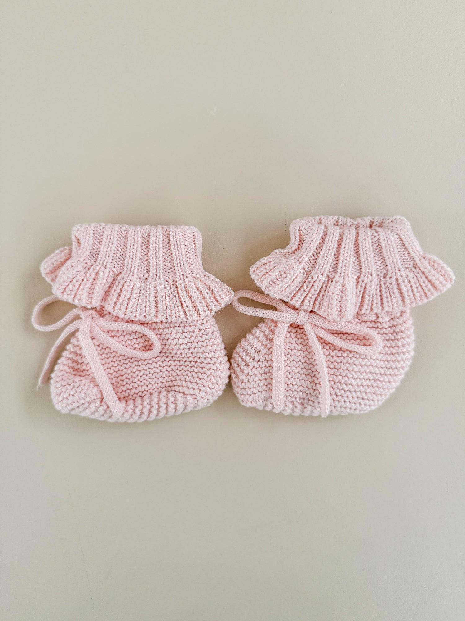 BOOTIES | FRILL | BABY PINK