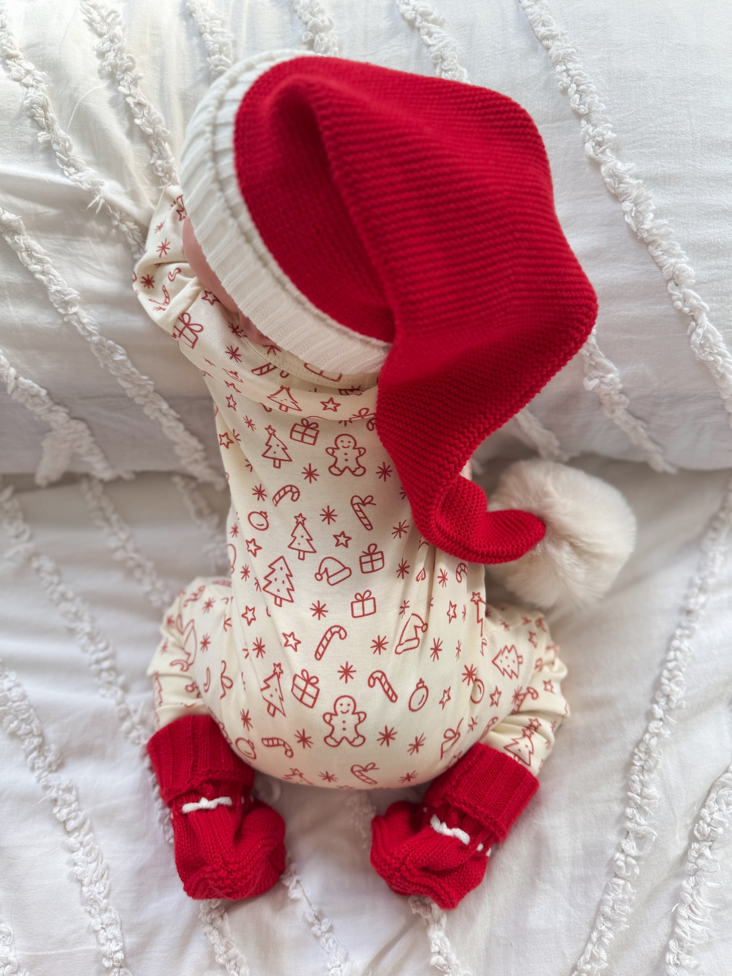 CHRISTMAS PRINT ONESIE