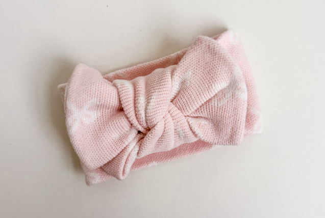 KNIT OVERSIZED TOPKNOT - BABY PINK + MILK BOWS