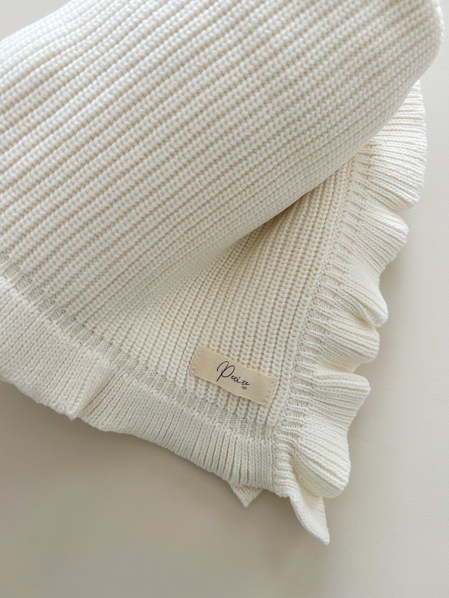FRILL BABY BLANKET | MILK