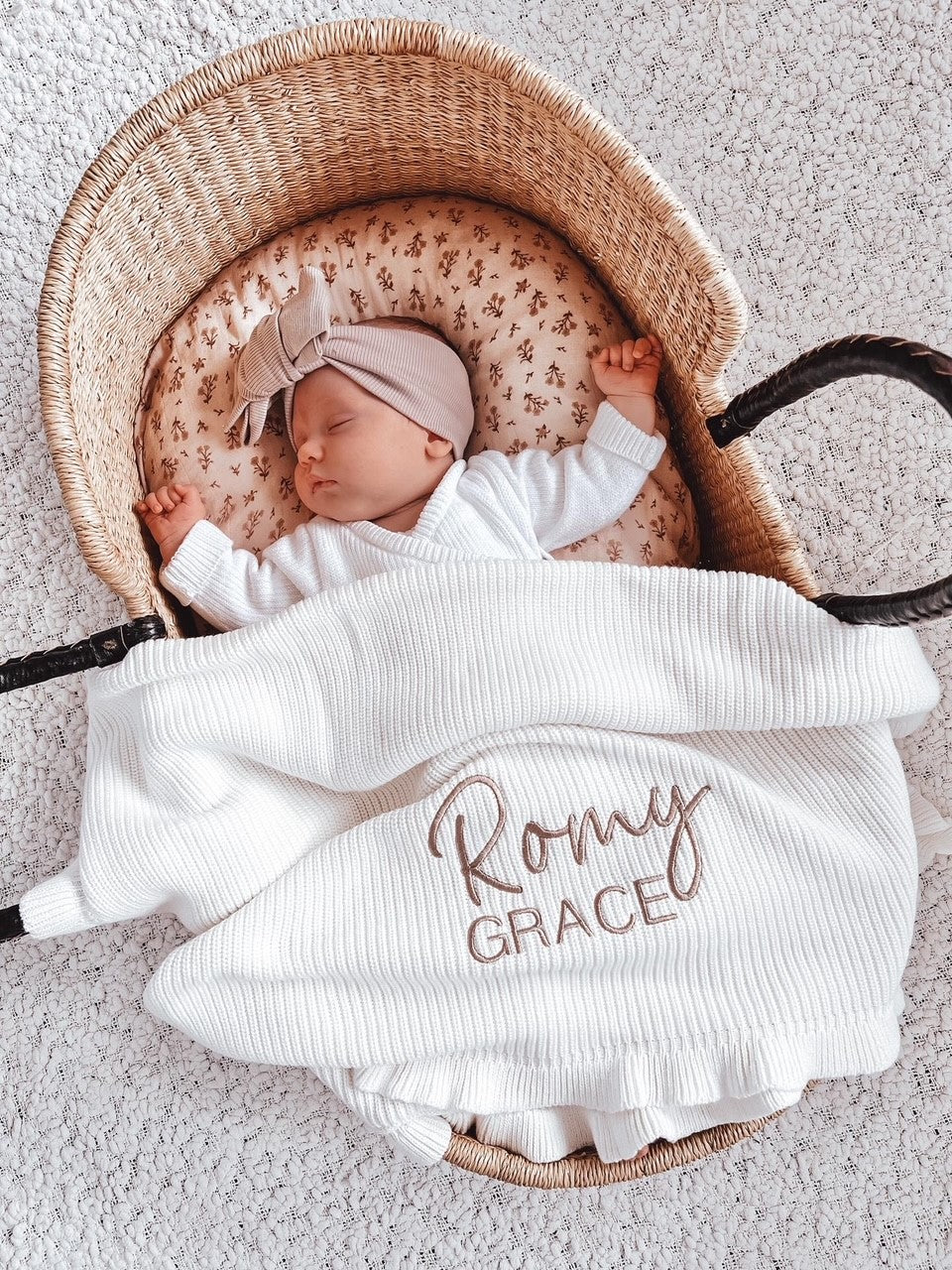 FRILL BABY BLANKET | MILK