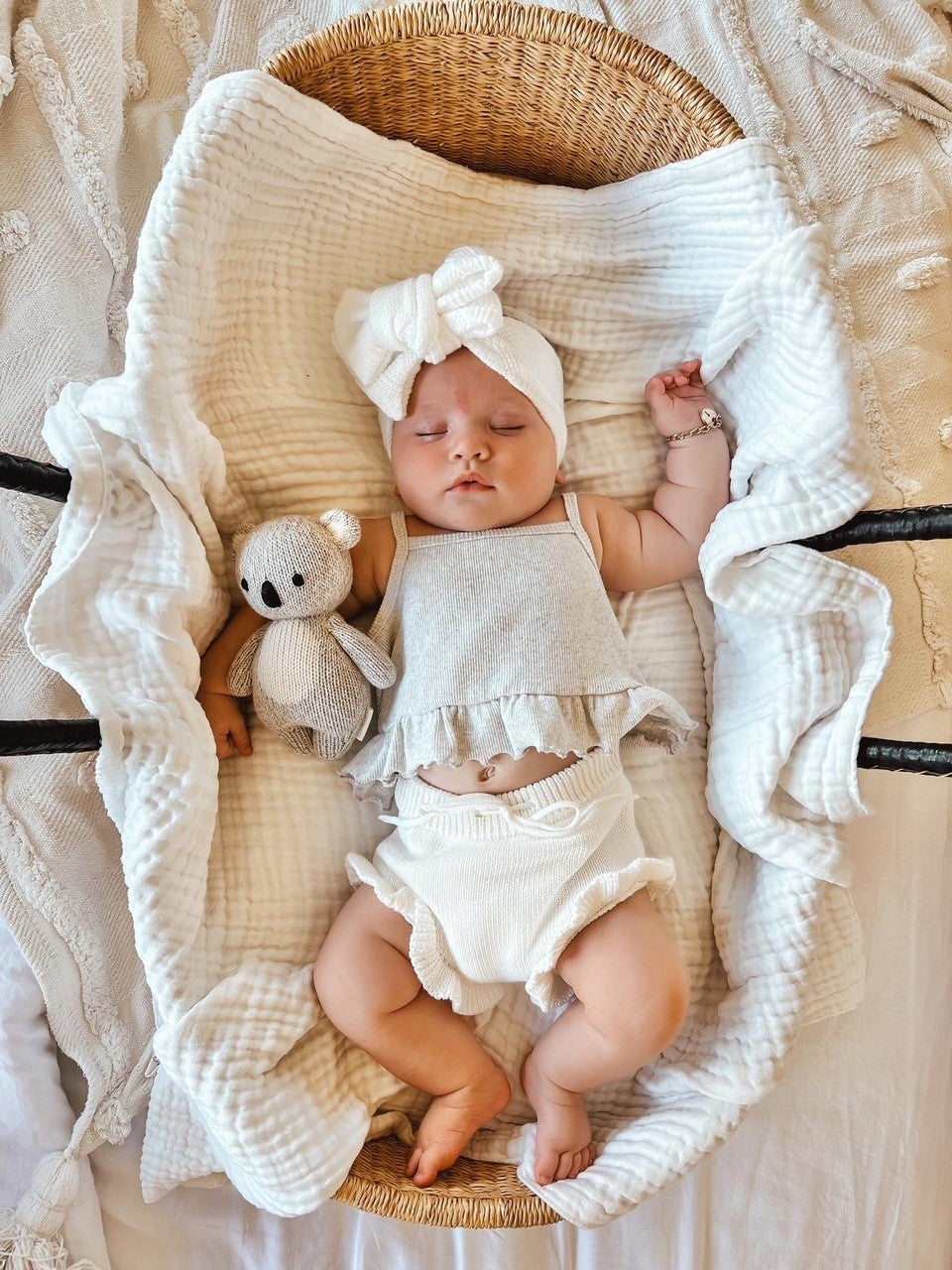 KNIT FRILL BLOOMERS - WHITE