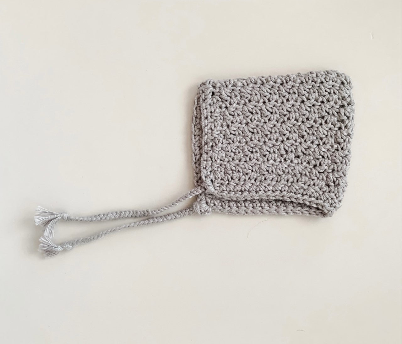 CROCHET BABY HAT / BONNET - 0-3 MONTHS