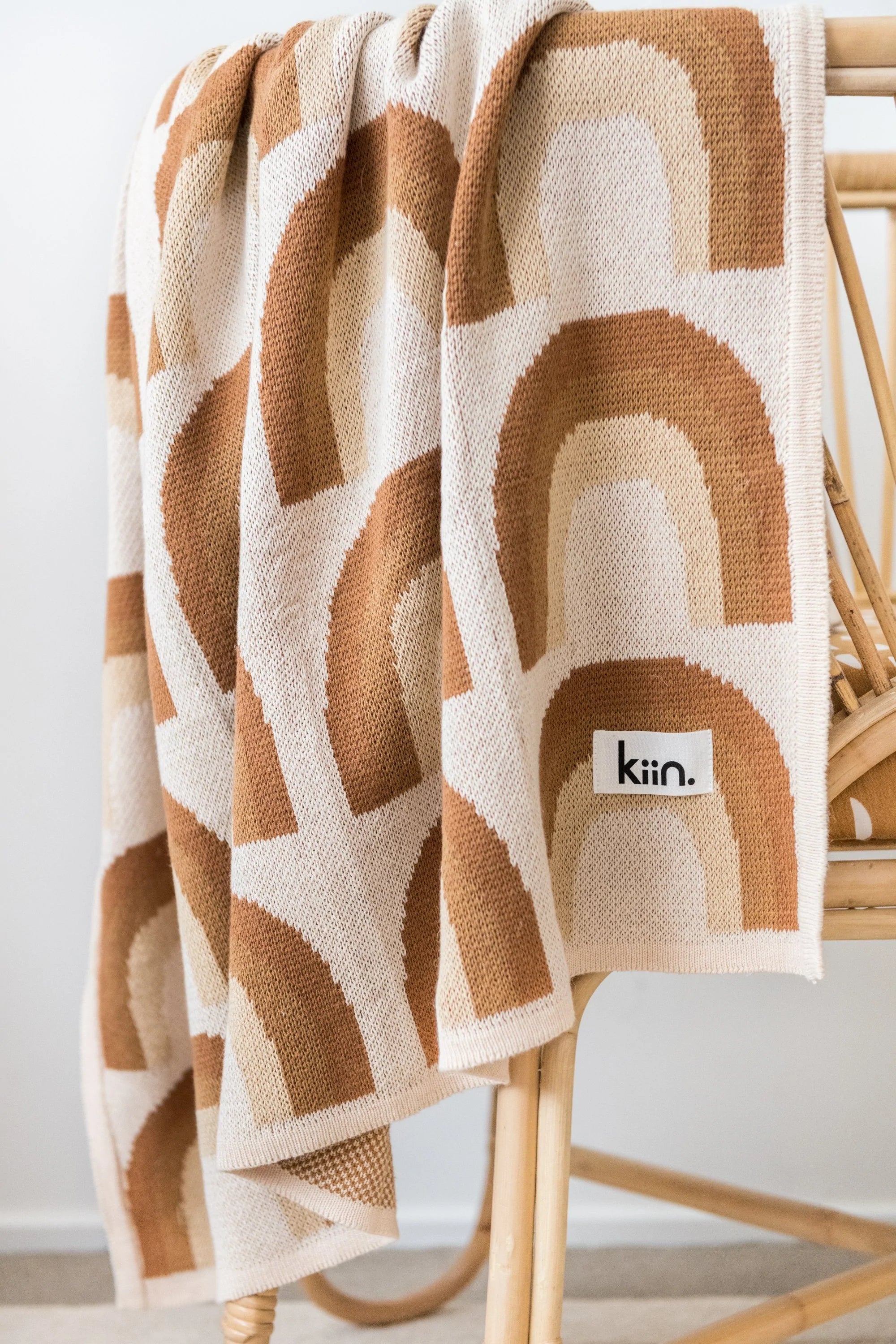ORGANIC COTTON RAINBOW BLANKET