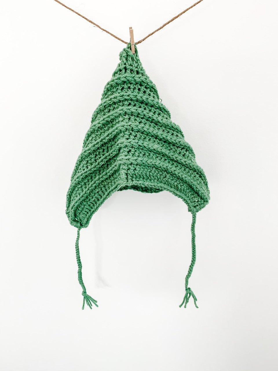 CROCHET BABY HAT / BONNET - NEWBORN 0000