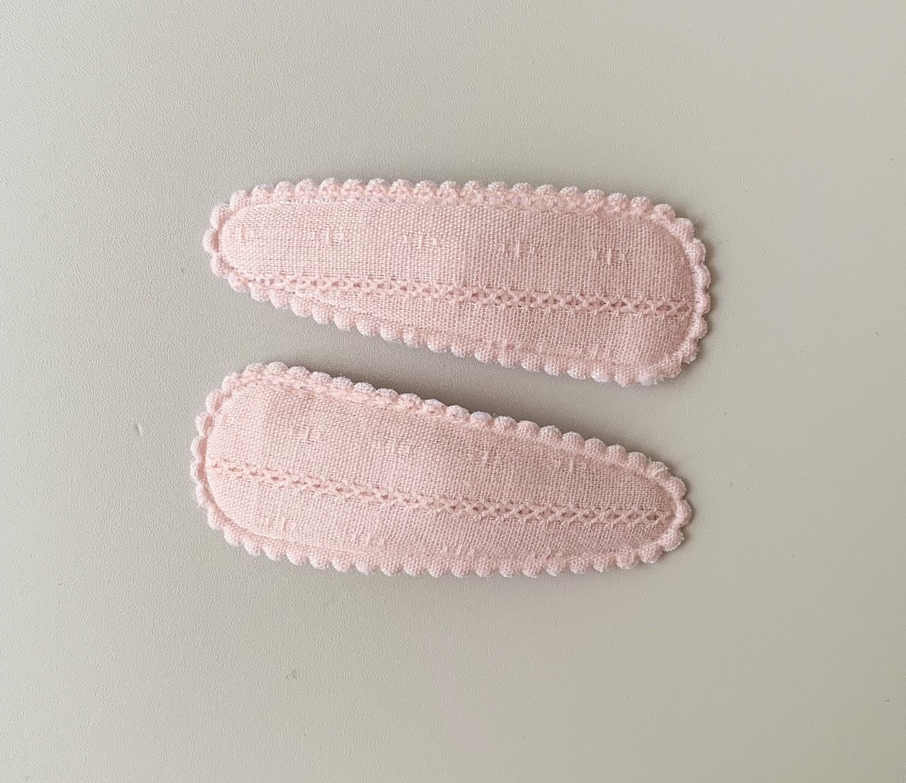 CLIPS - LIGHT PINK STITCH