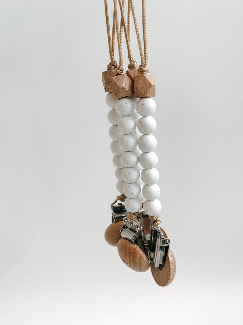 SILICONE DUMMY CHAIN – WHITE FLECK