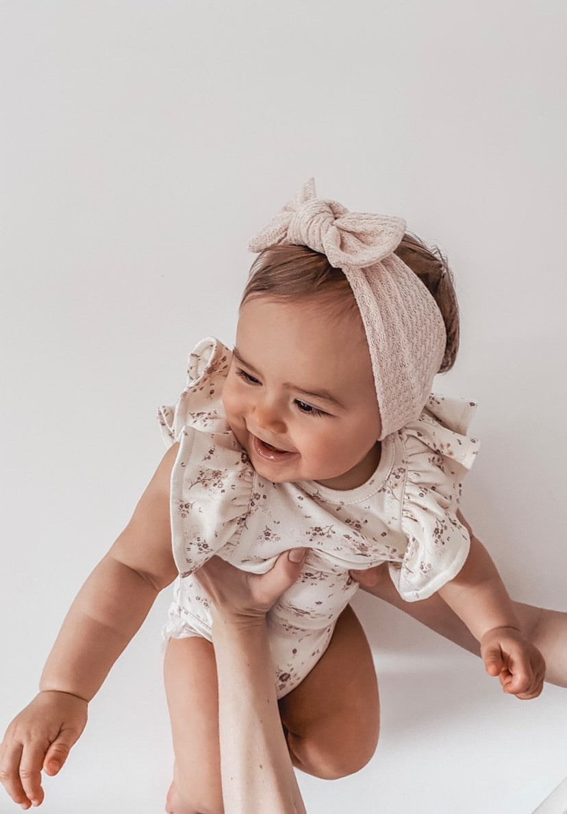 WAFFLE BOW HEADBAND - BEIGE