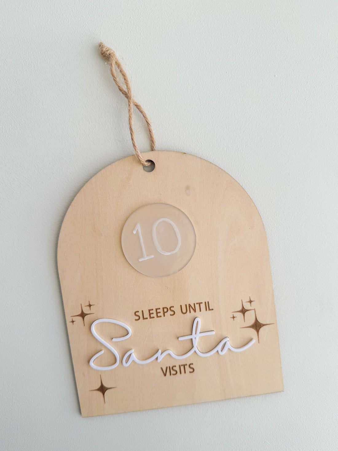 SLEEPS UNTIL SANTA VISTS PLAQUE