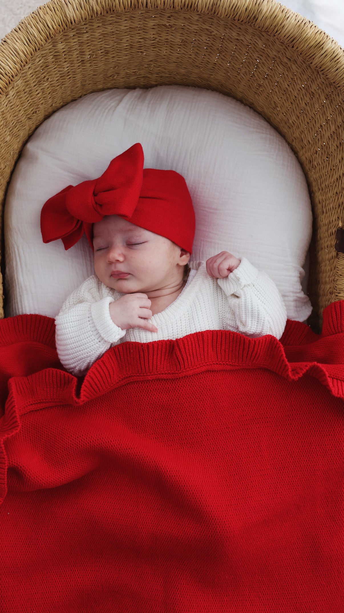 FINE KNIT FRILL BLANKET | RED