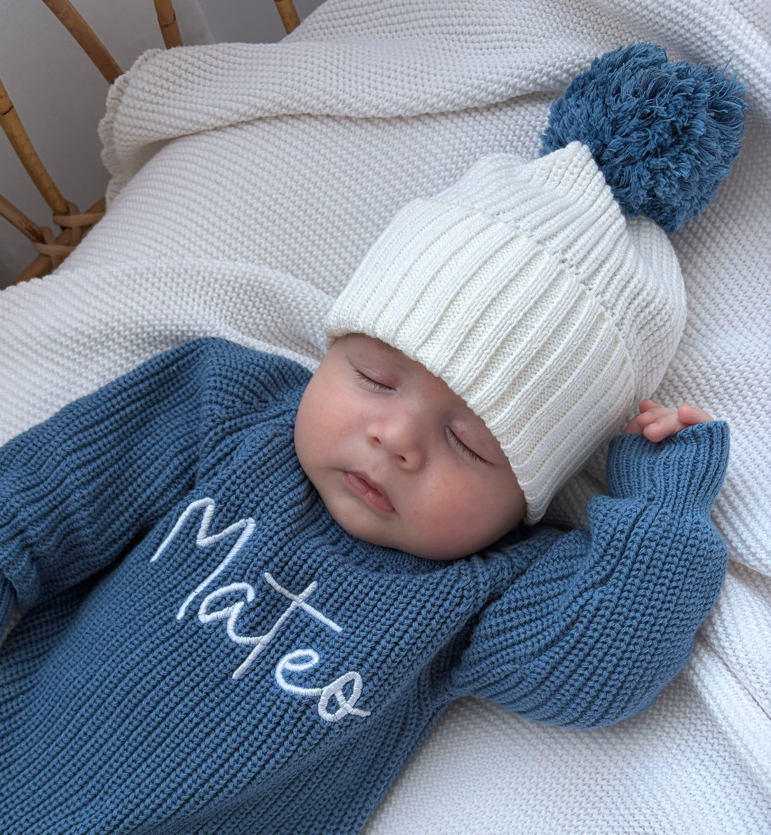 CUFF KNIT BEANIE | MILK + COBALT BLUE