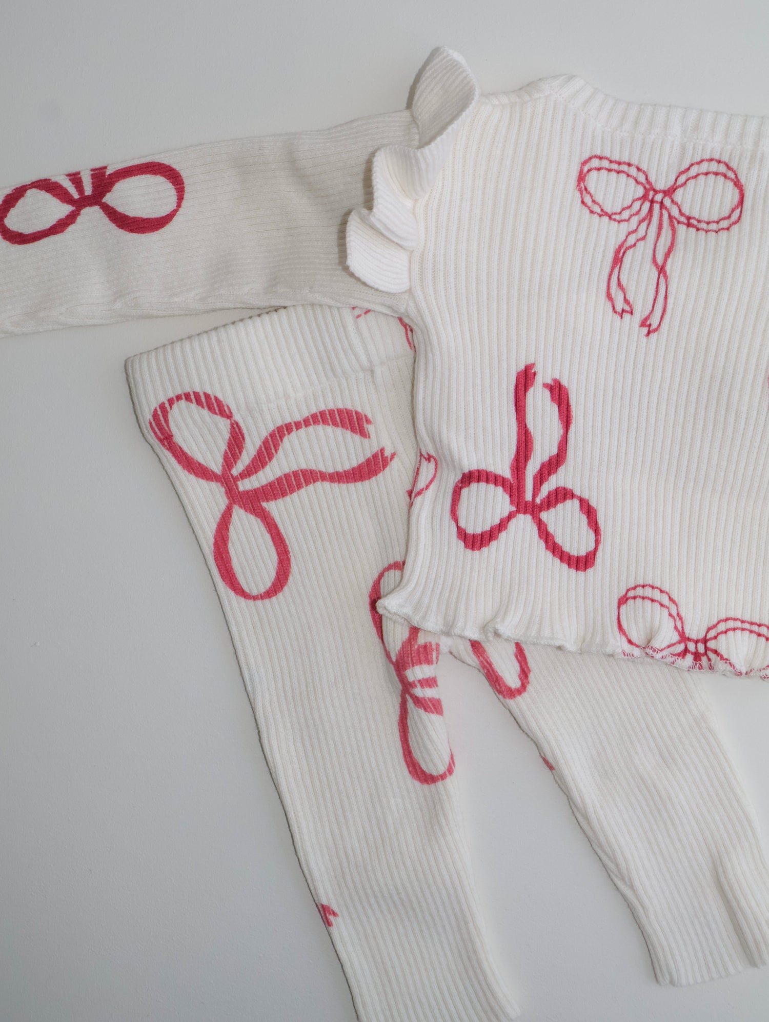 RIBBED RUFFLE KIMONO SET | ROSE RED BOWS