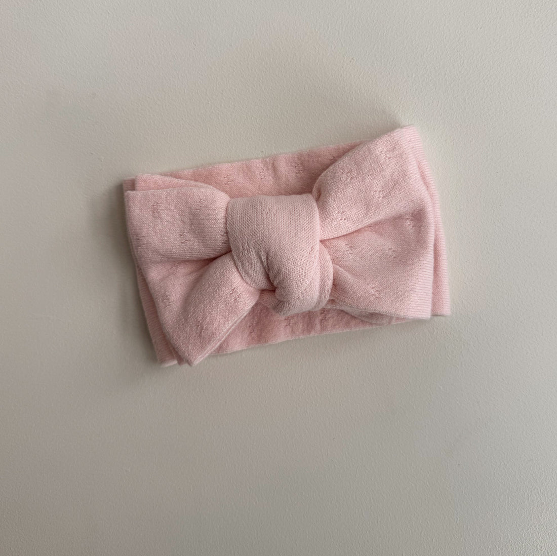 FINE POINTELLE KNIT BOW | BABY PINK