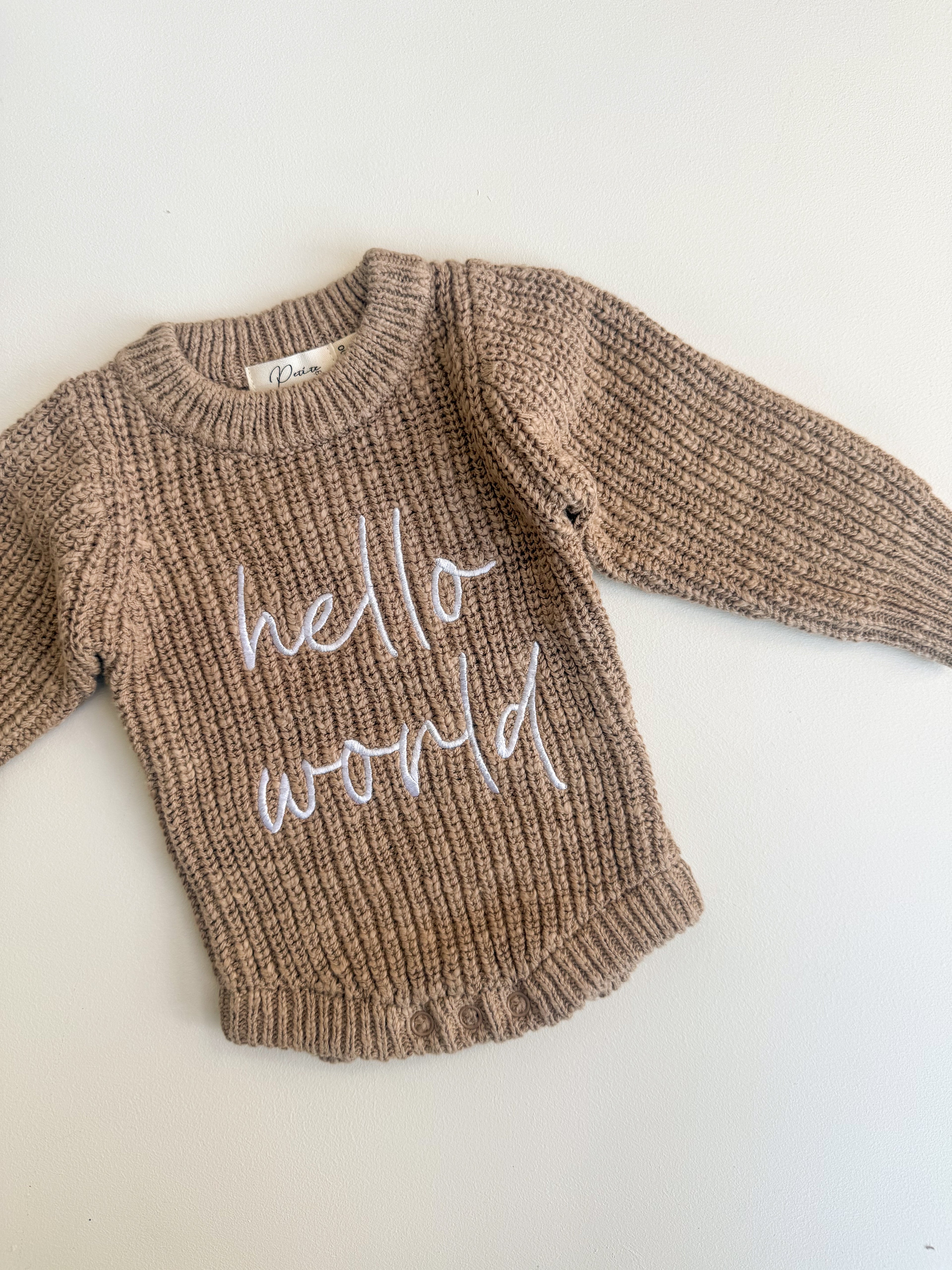 HELLO WORLD TEXTURED ROMPER | BROWN
