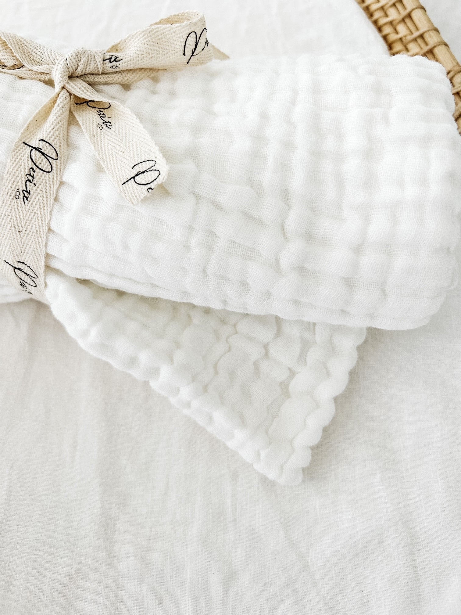 SUPER SOFT CRINKLE BLANKET - MILK