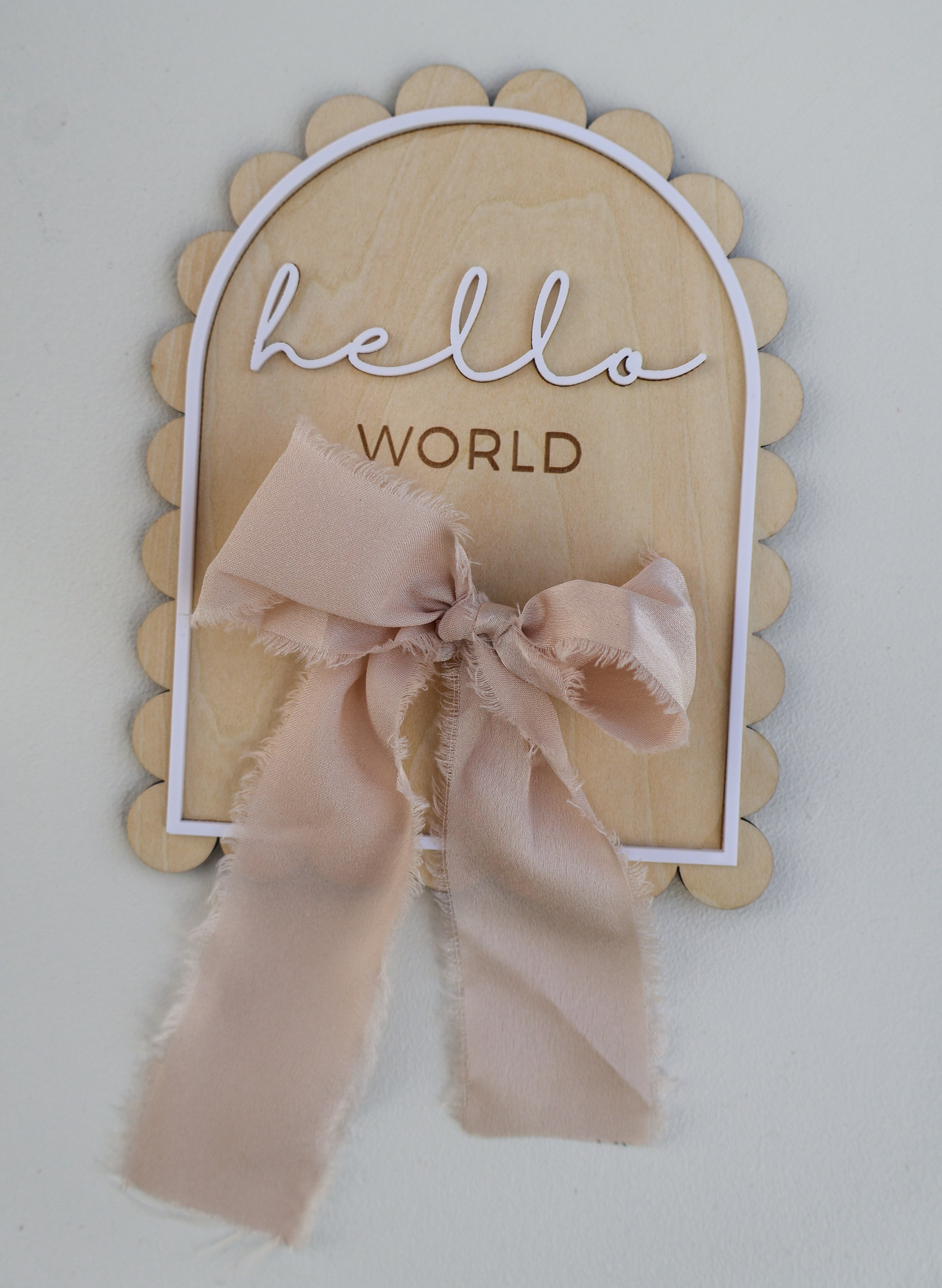 HELLO WORLD SCALLOP EDGE