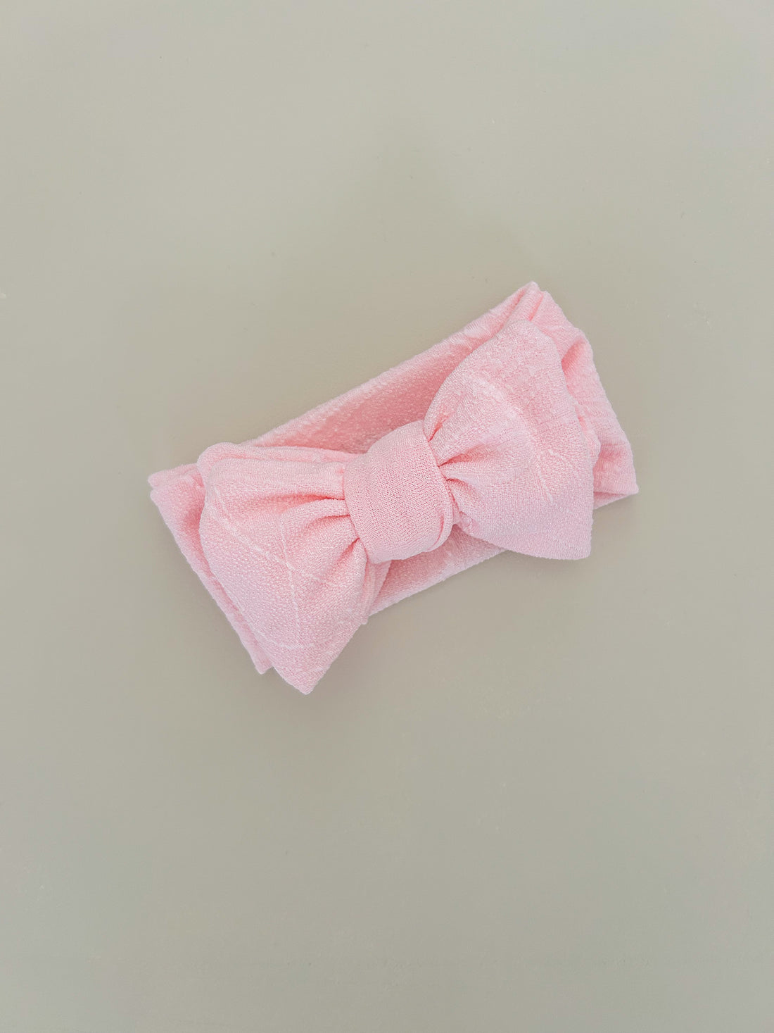 TEXTURED BOW HEADBAND - PINK