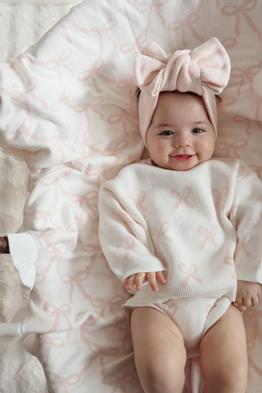 FRILL RIBBON BOW BLANKET | REVERSIBLE