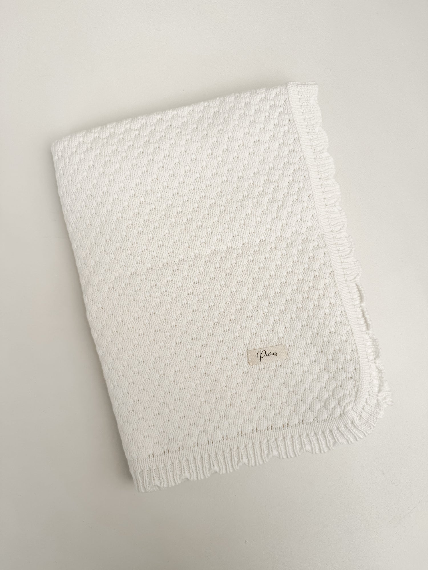 SCALLOP HEIRLOOM BLANKET | MILK