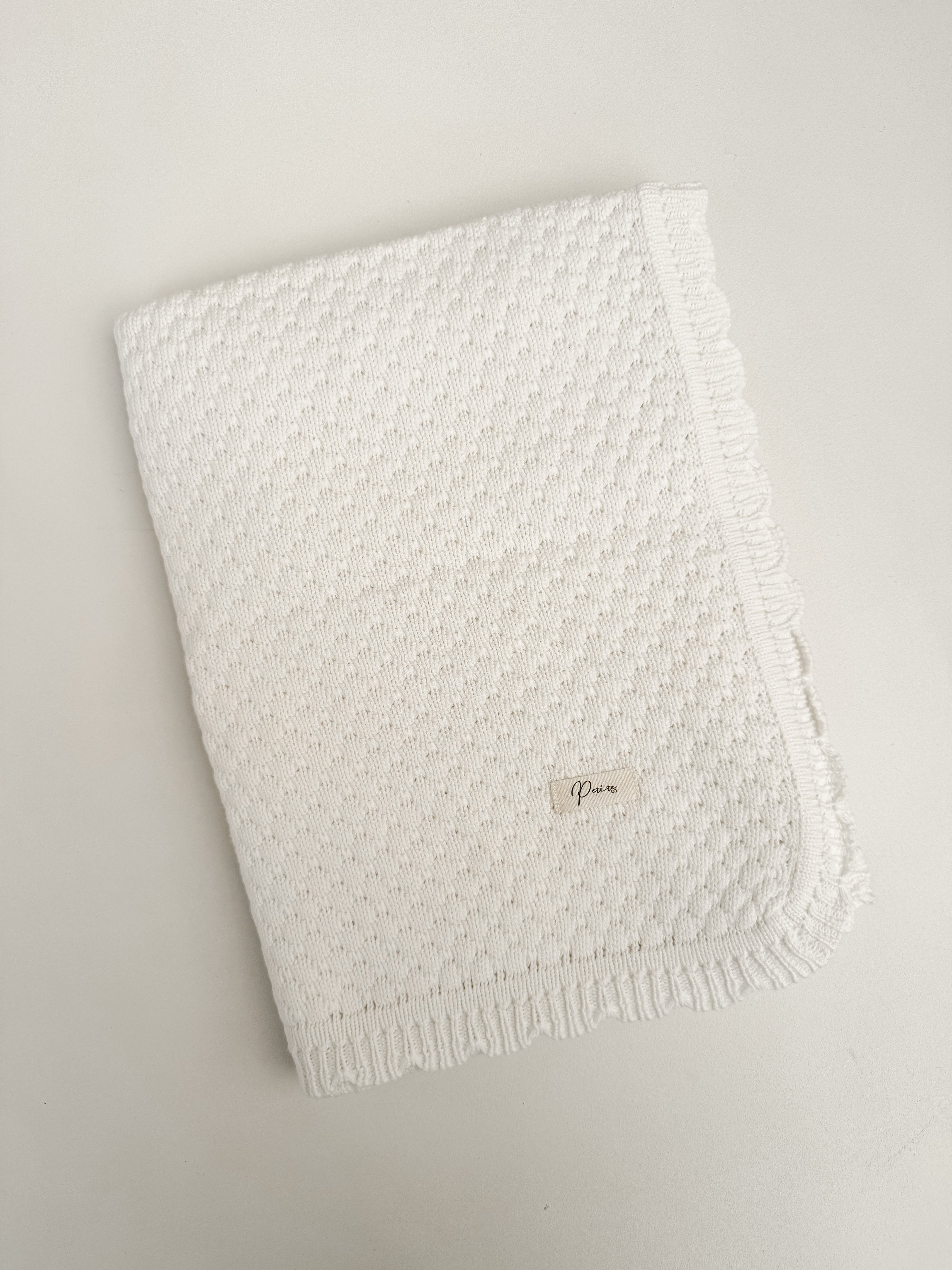 SCALLOP HEIRLOOM BLANKET | MILK