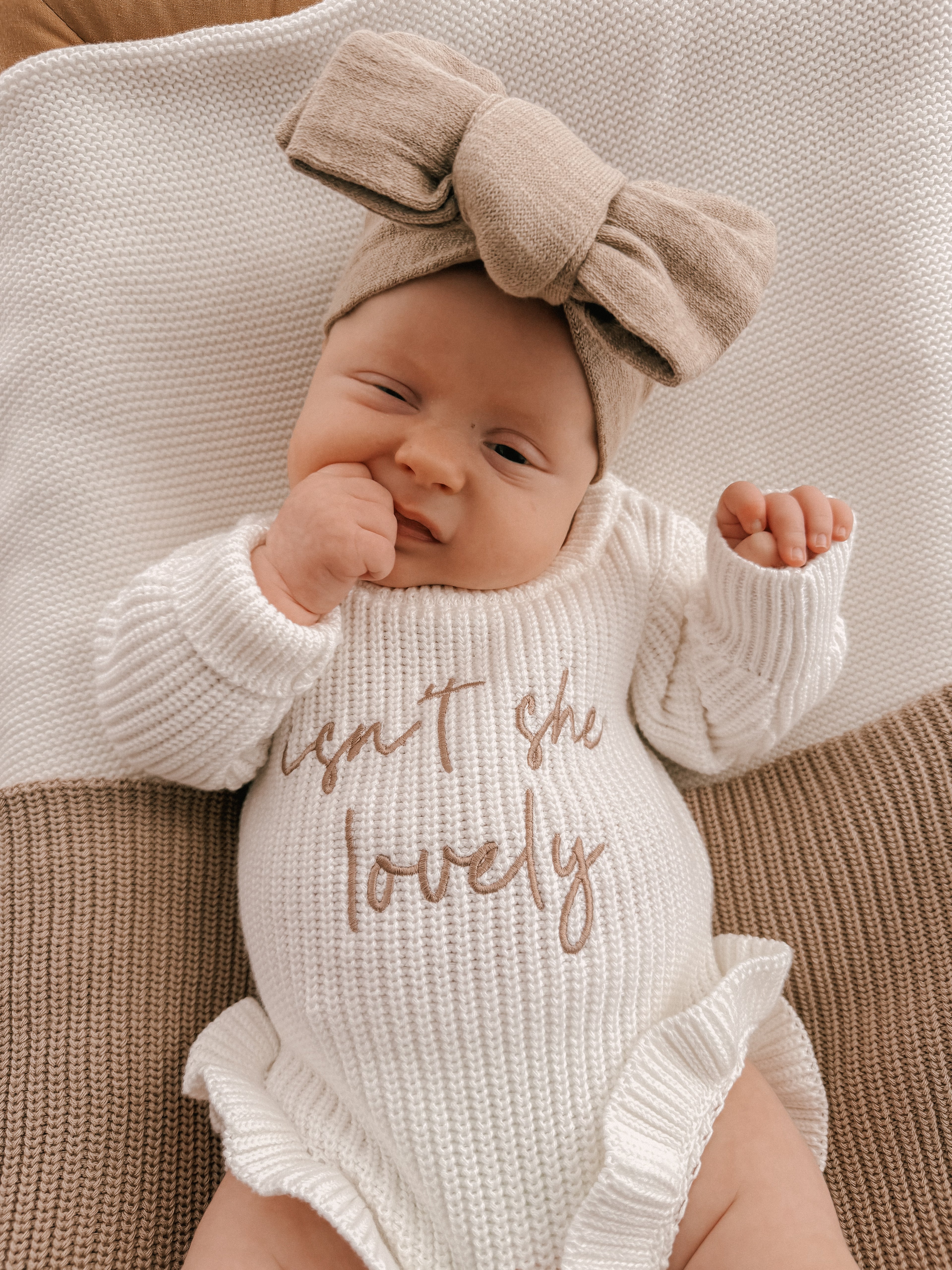 FINE KNIT BOW | TEXTURED BROWN