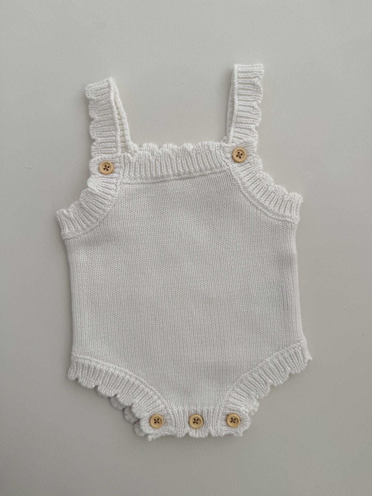 SCALLOP HEIRLOOM SINGLET ROMPER | MILK