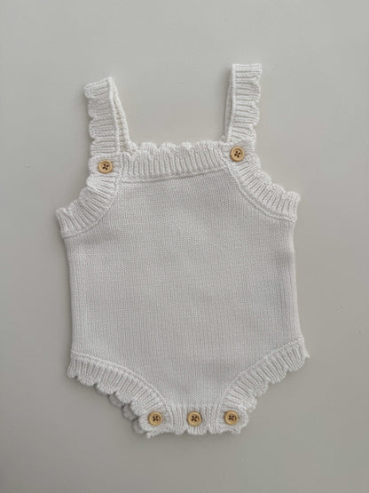 SCALLOP HEIRLOOM SINGLET ROMPER | MILK