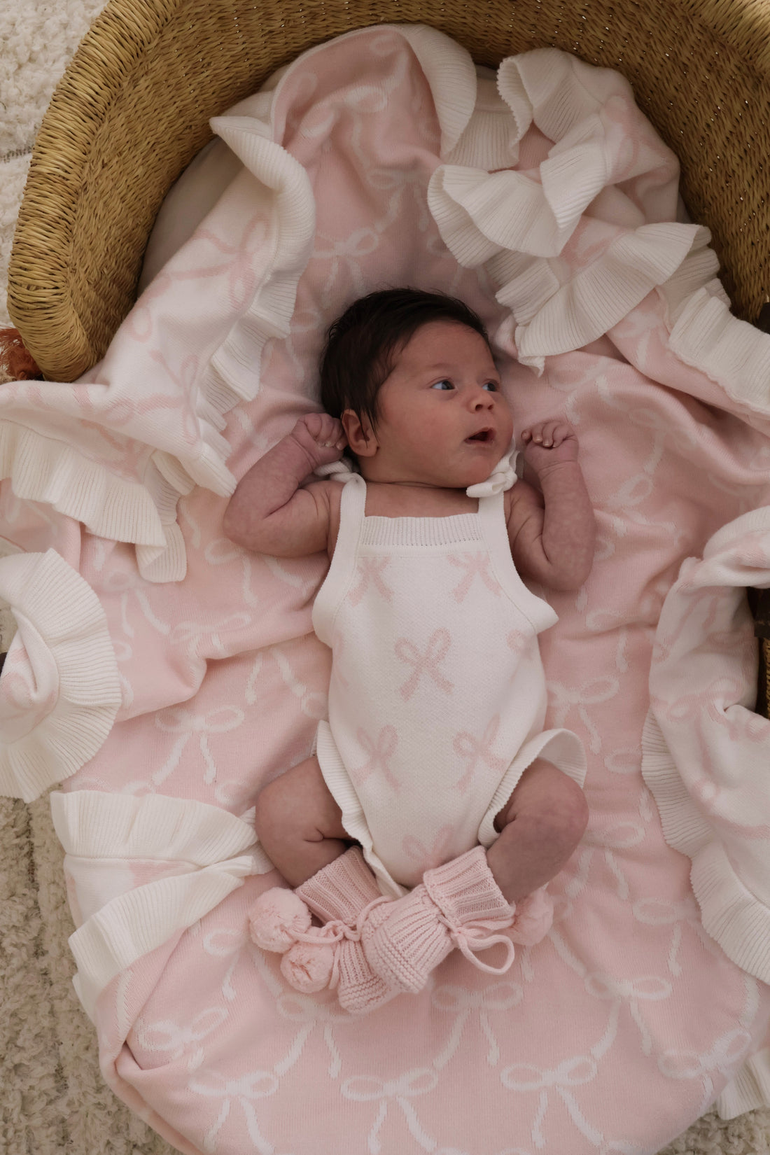 FRILL RIBBON BOW BLANKET | REVERSIBLE