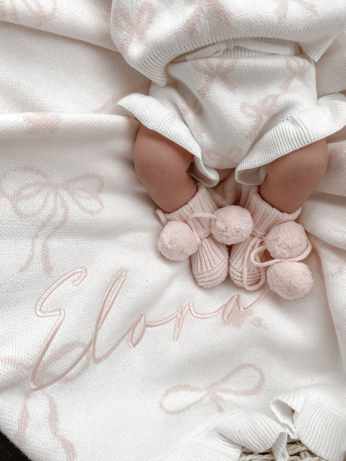 FLORAL BOW BLANKET | MILK + BABY PINK