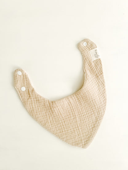 REVERSIBLE WAFFLE - MUSLIN BIB | BEIGE