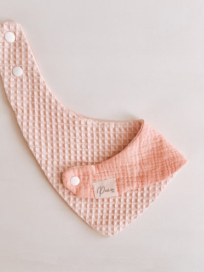 REVERSIBLE WAFFLE - MUSLIN BIB | PINK