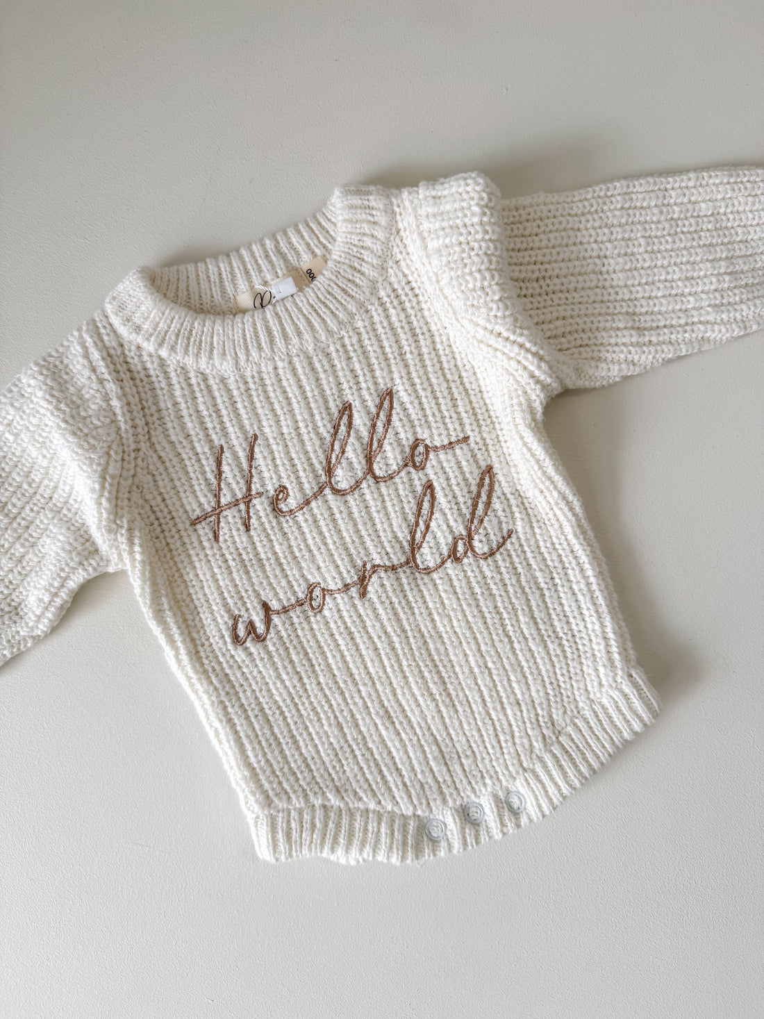 HELLO WORLD TEXTURED ROMPER | SNOW