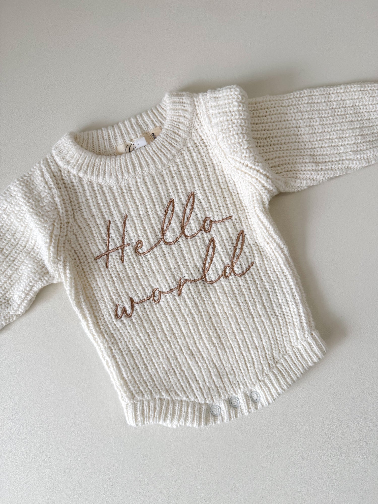 HELLO WORLD TEXTURED ROMPER | SNOW