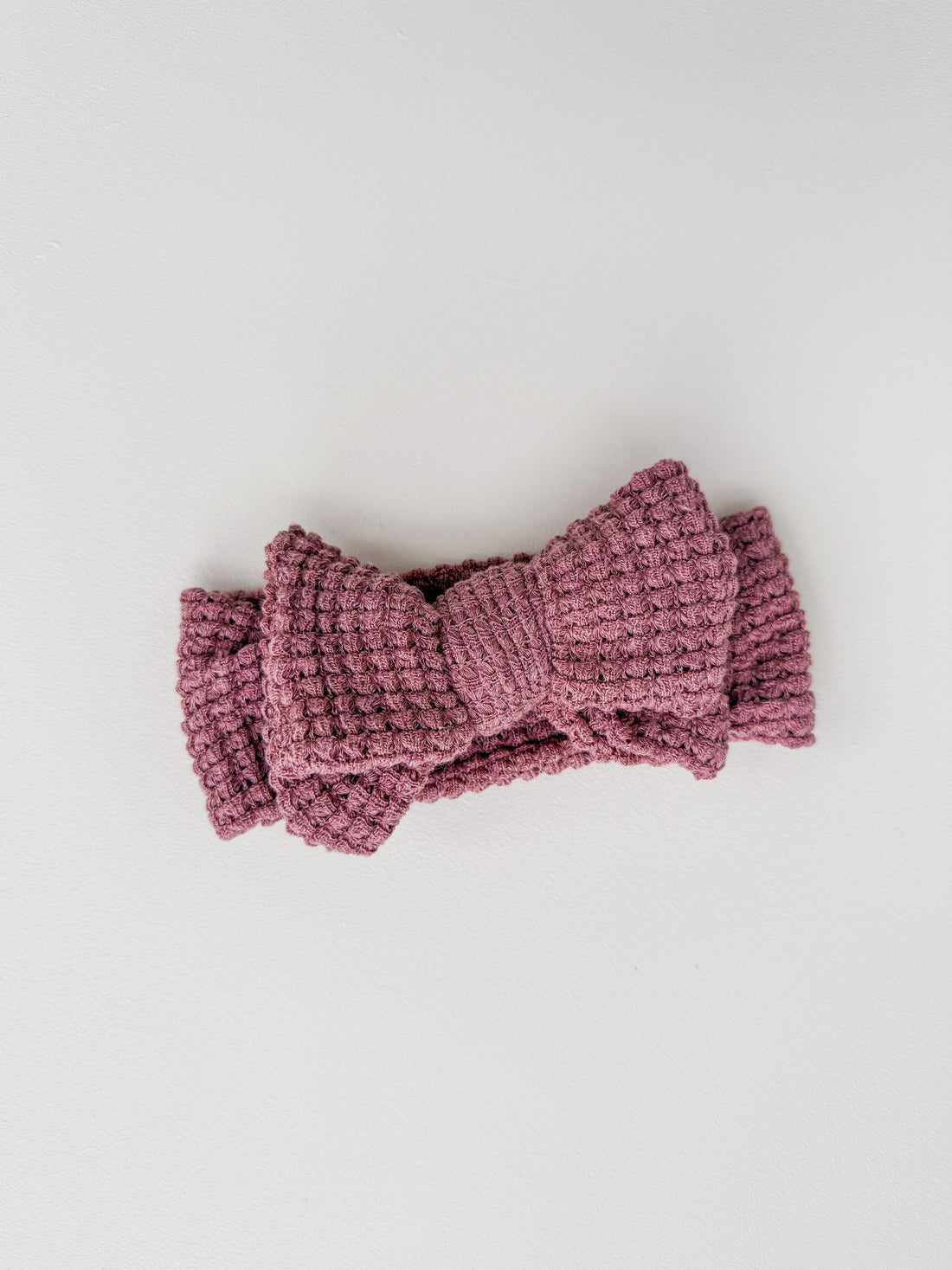 ELISSA WAFFLE KNIT BOW HEADBAND - DUSTY PLUM