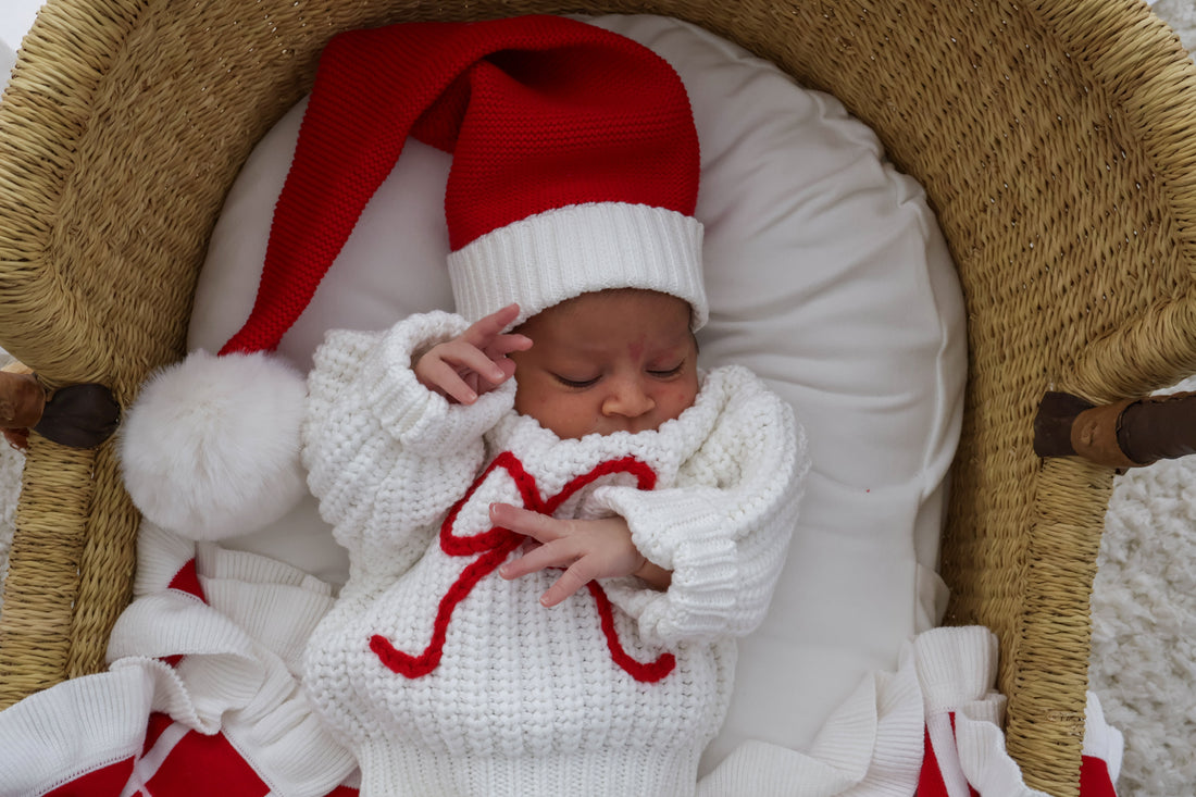 KNIT SANTA HAT