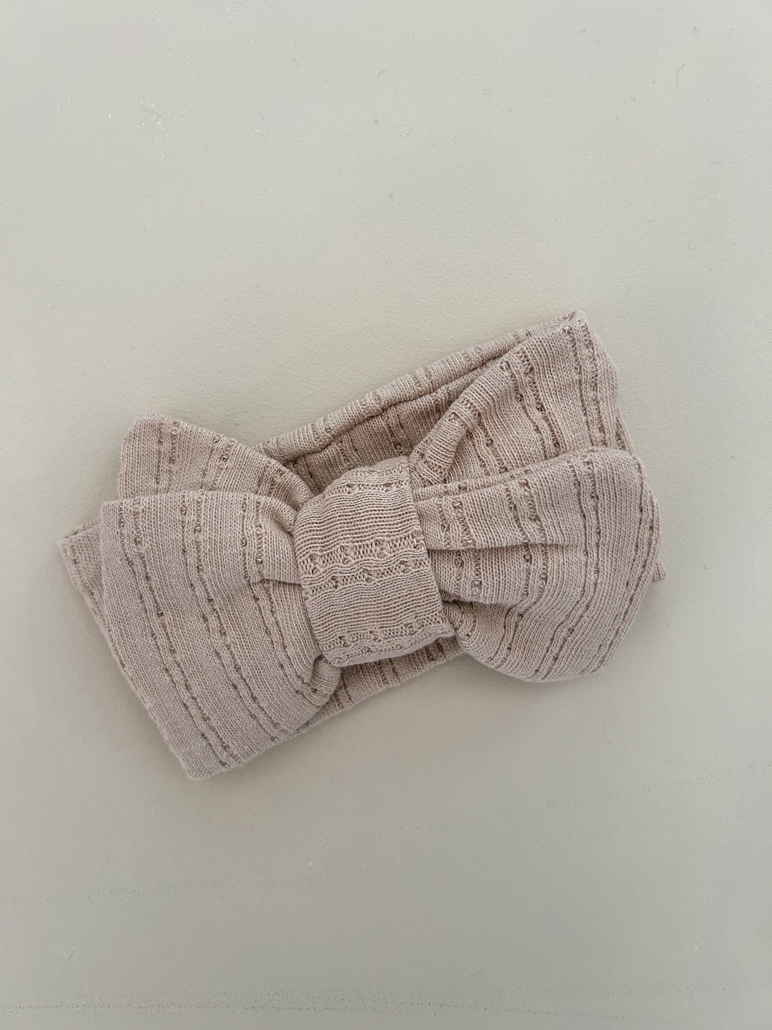 POINTELLE TOPKNOT BOW HEADBAND - TAUPE