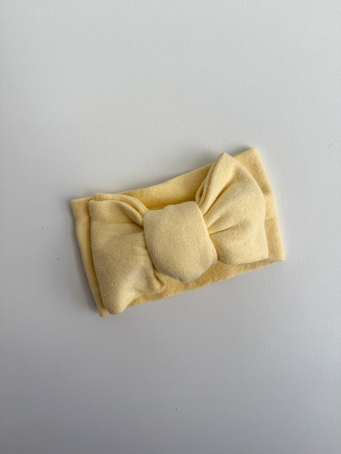 FINE KNIT BOW | BRIGHT LEMON