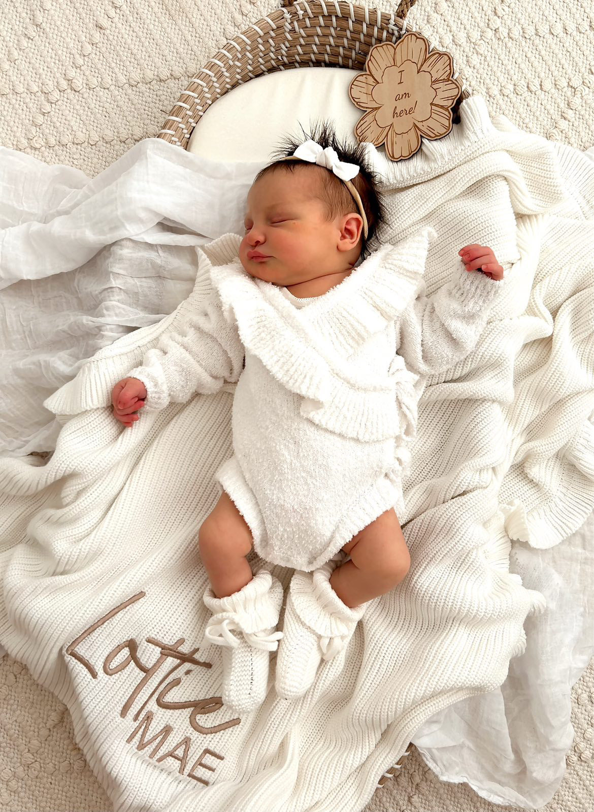 FRILL BABY BLANKET | MILK