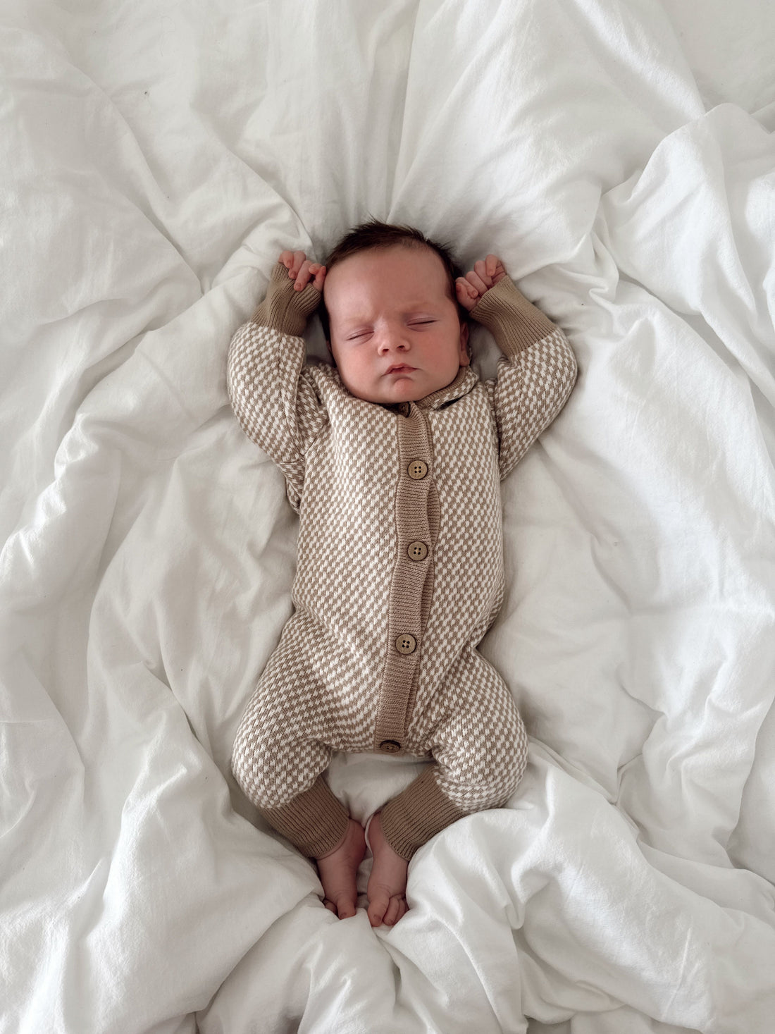 HOUNDSTOOTH HOODED BUTTON ROMPER