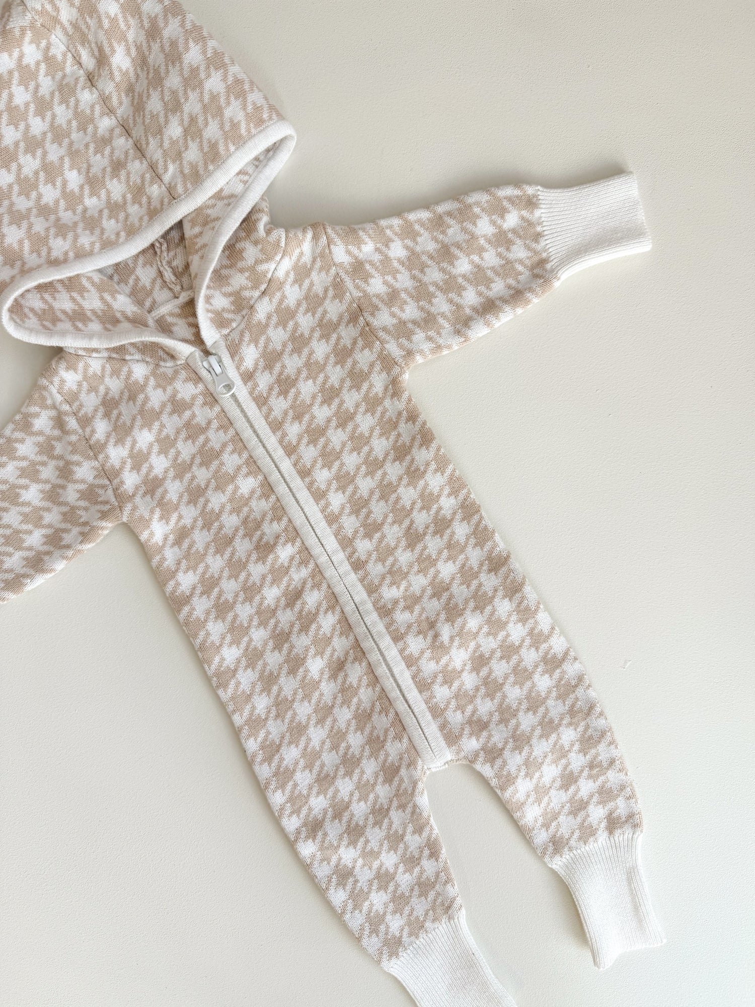 HOUNDSTOOTH HOODED ZIP ROMPER