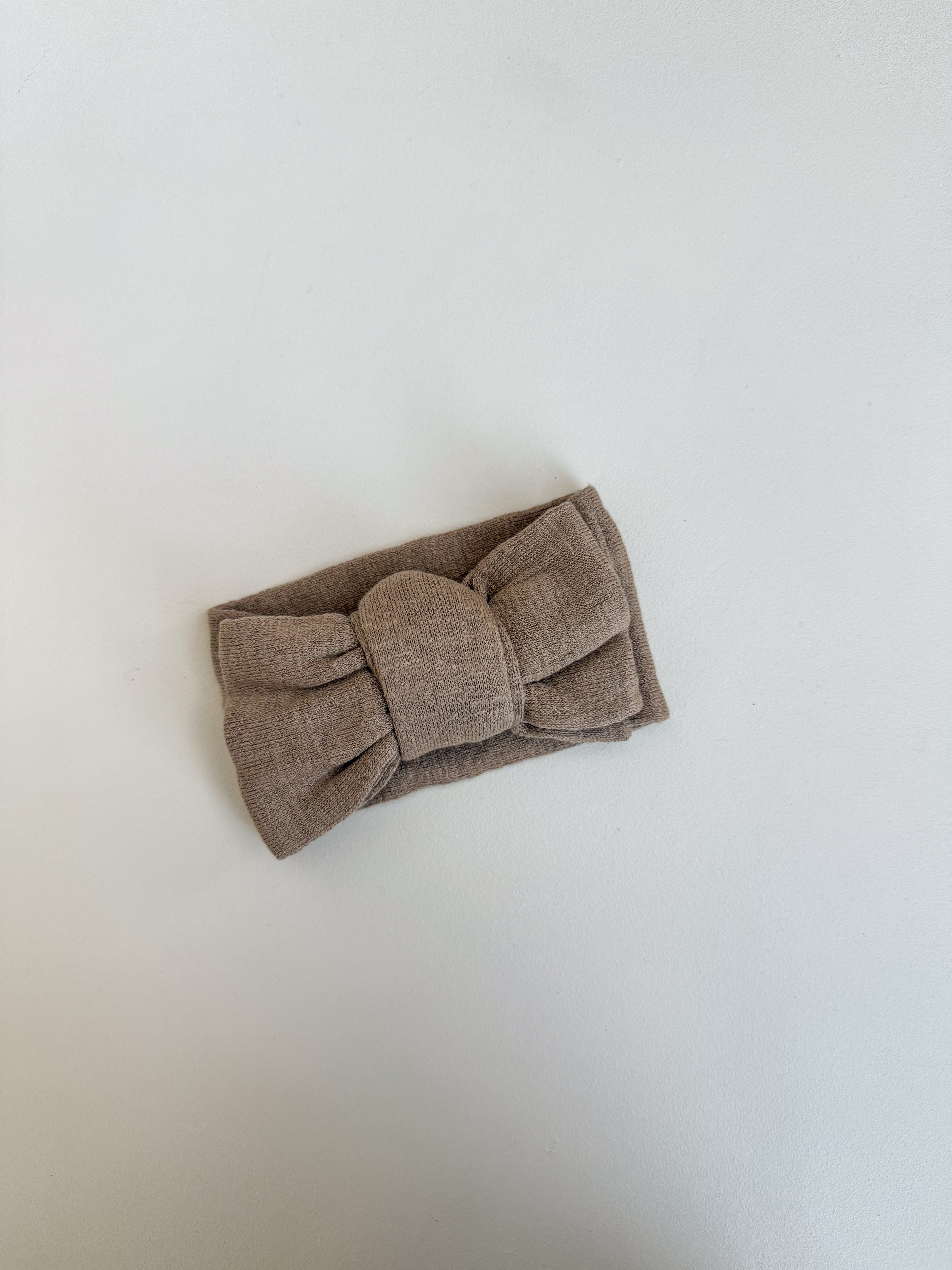 FINE KNIT BOW | TEXTURED BROWN