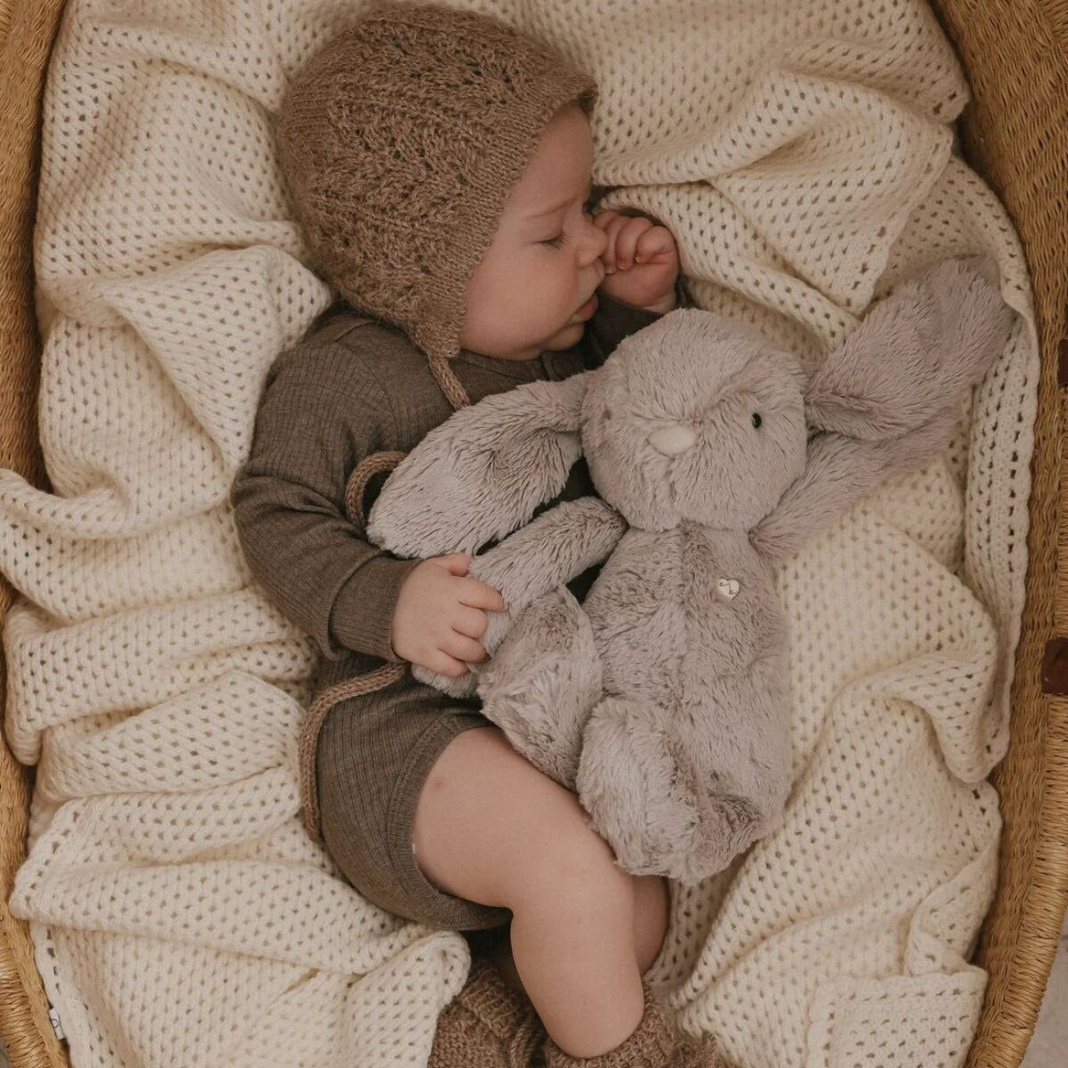 SNUGGLE BUNNIES | BEIGE