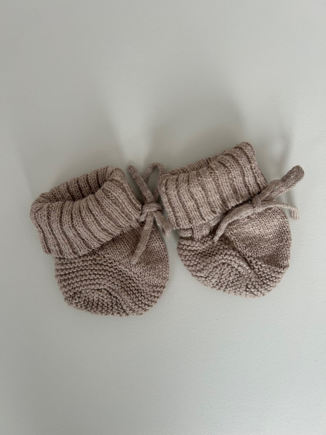 TEXTURED COTTON BOOTIES | BROWN