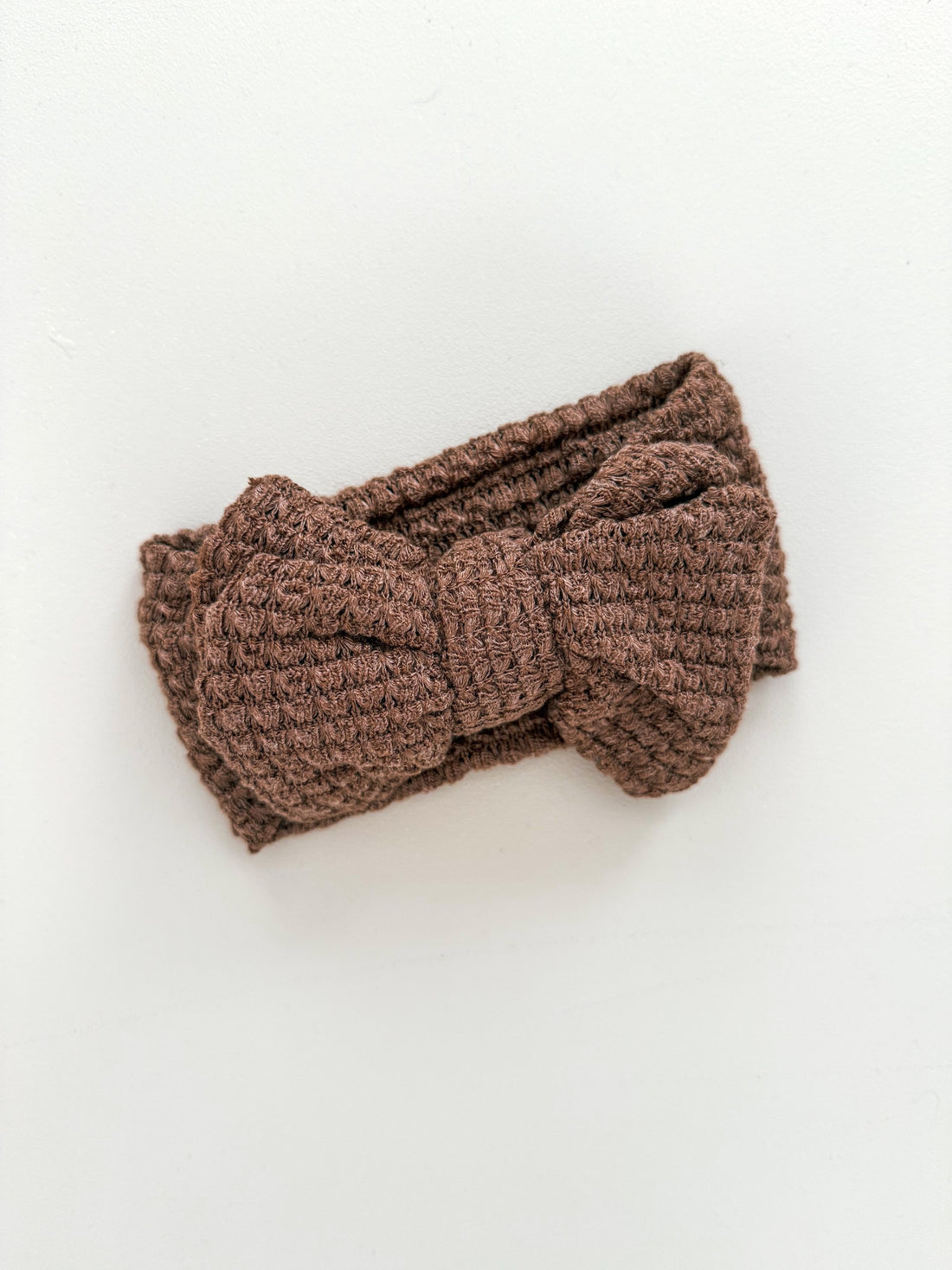 ELISSA WAFFLE KNIT BOW HEADBAND - CHOCOLATE